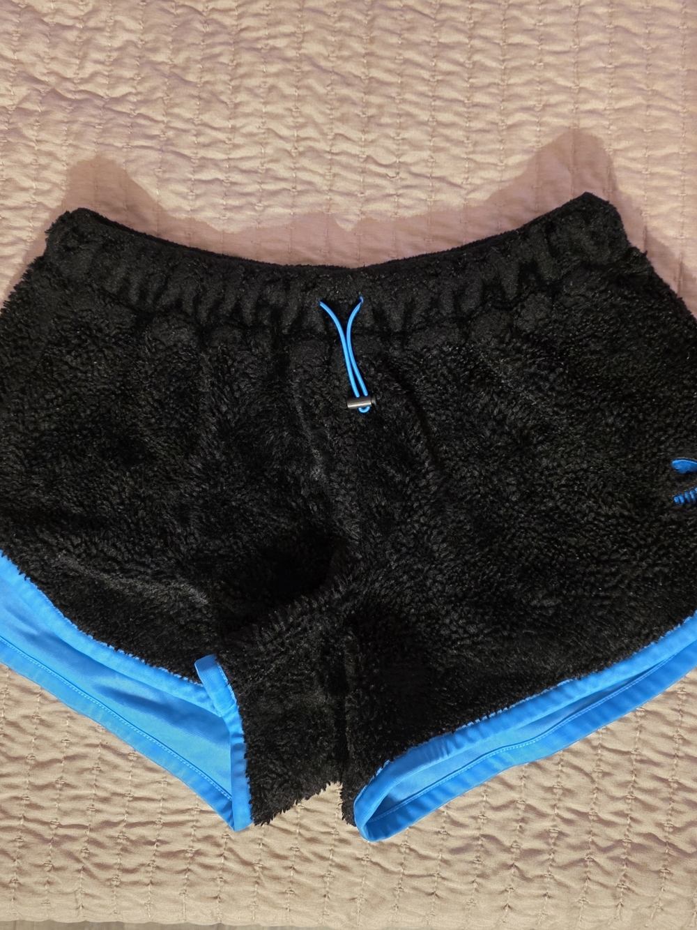 PUMA Women's Cuddle PCK Shorts